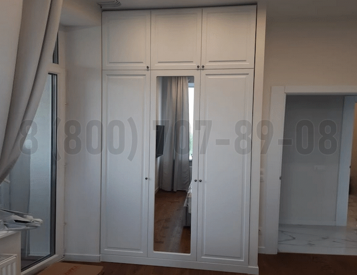 Классический шкаф в Лобне